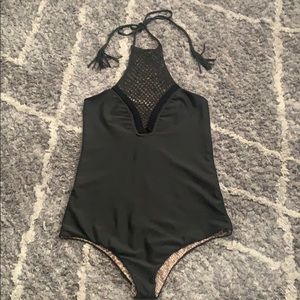 Acacia Storm Onepiece